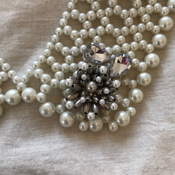 Pearl Color Necklace - Picture 4 of 4
